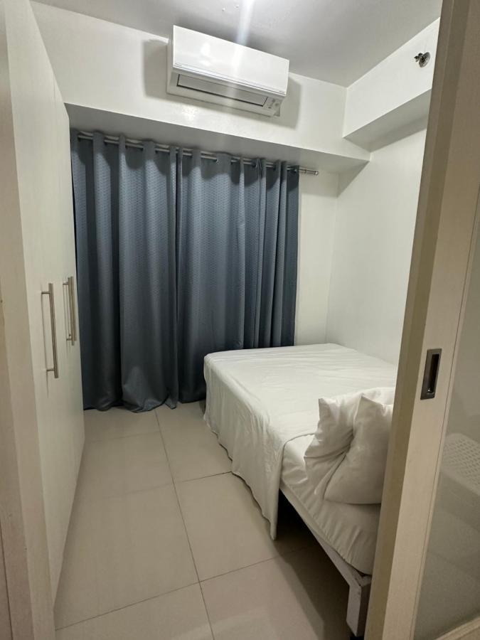 Sea Residences Paul'S Place Manila Exteriör bild